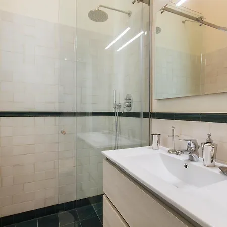 Apartment Papiniano 38 Milan